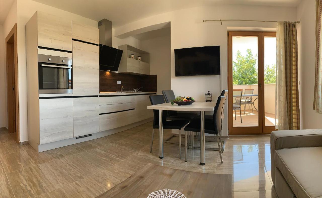 Villa Providenca Vodice Esterno foto