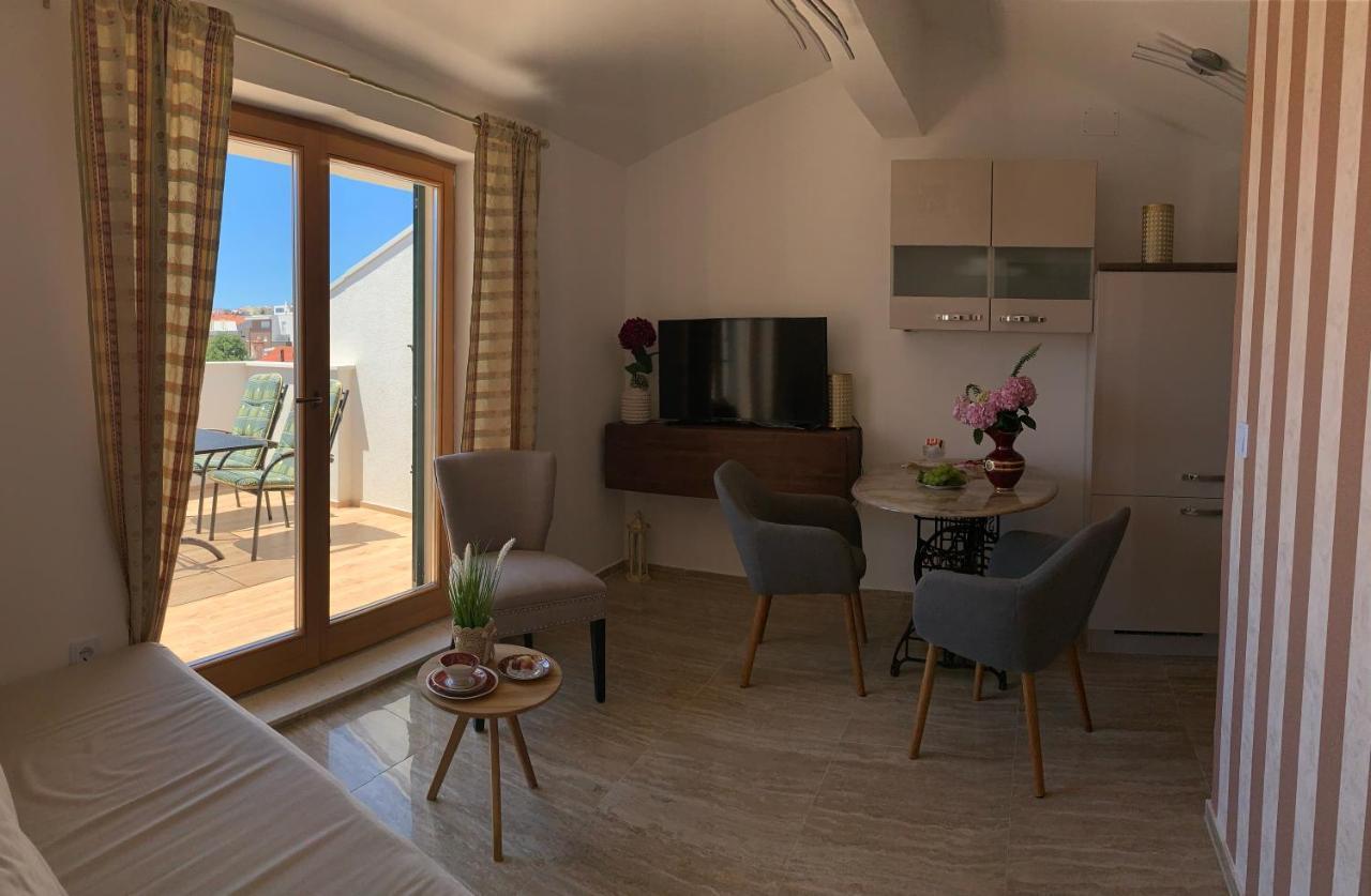 Villa Providenca Vodice Esterno foto